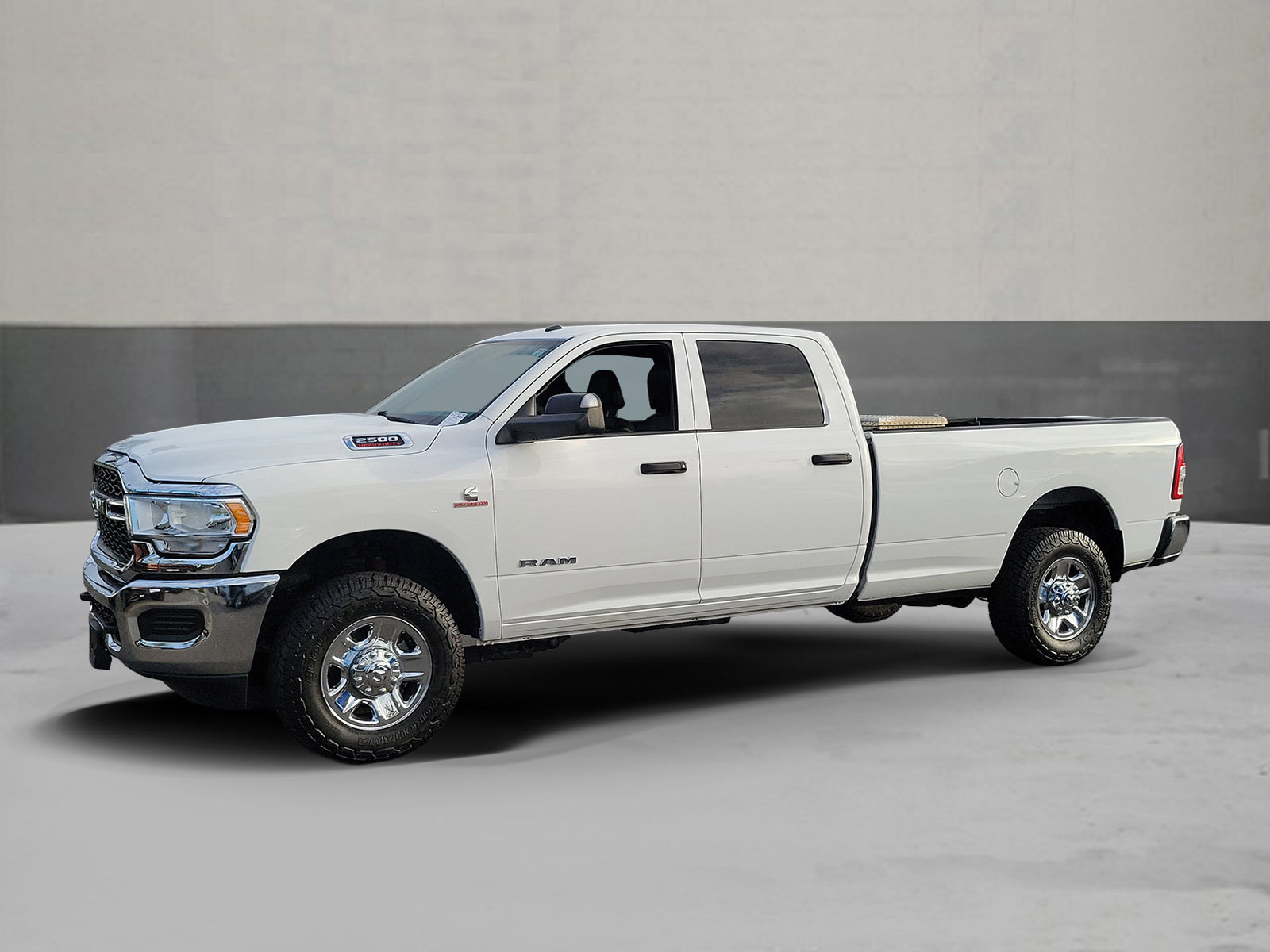 Used 2022 RAM 2500 Tradesman w/ Chrome Appearance Group AWD/4WD image 1