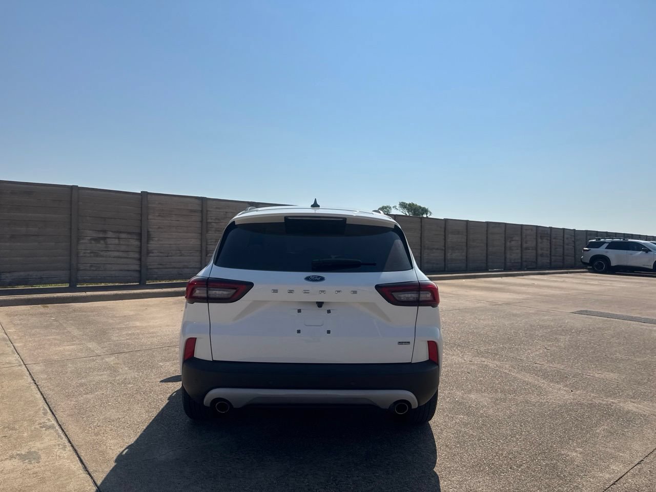 Used 2023 Ford Escape SE FWD image 17