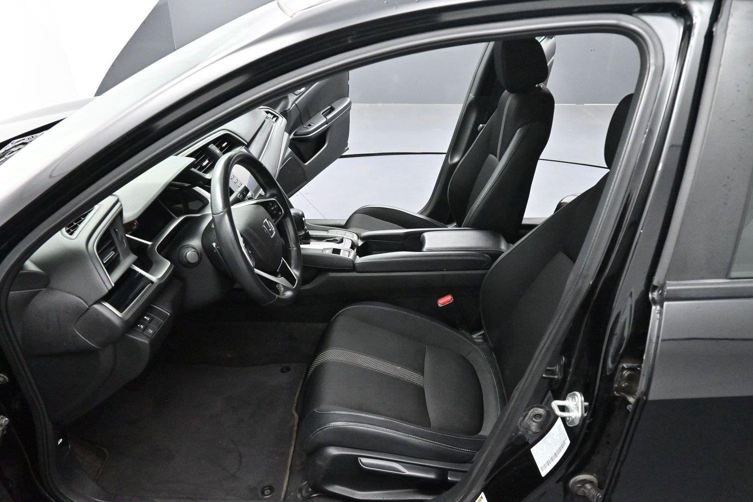 Used 2021 Honda Civic Sport image 11