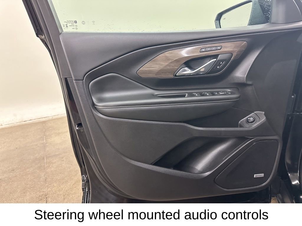 Used 2024 GMC Terrain Denali w/ Denali Premium Package image 31