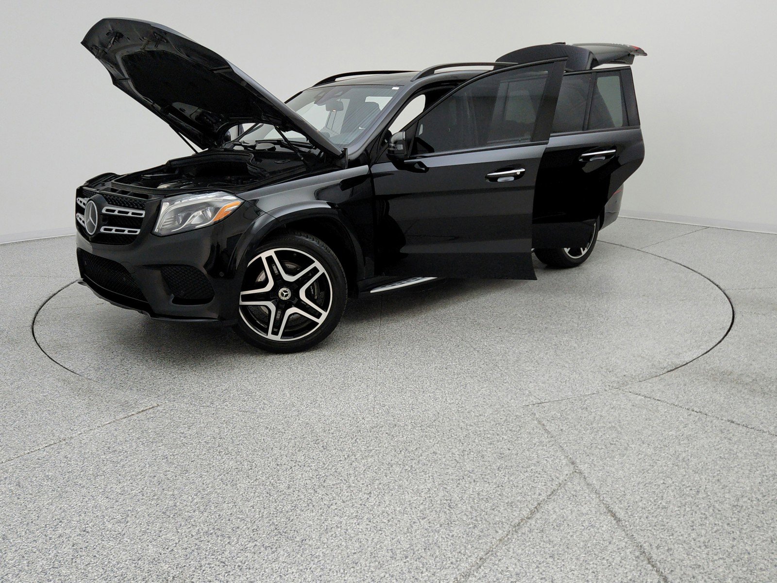 Used 2019 Mercedes-Benz GLS 550 4MATIC image 9
