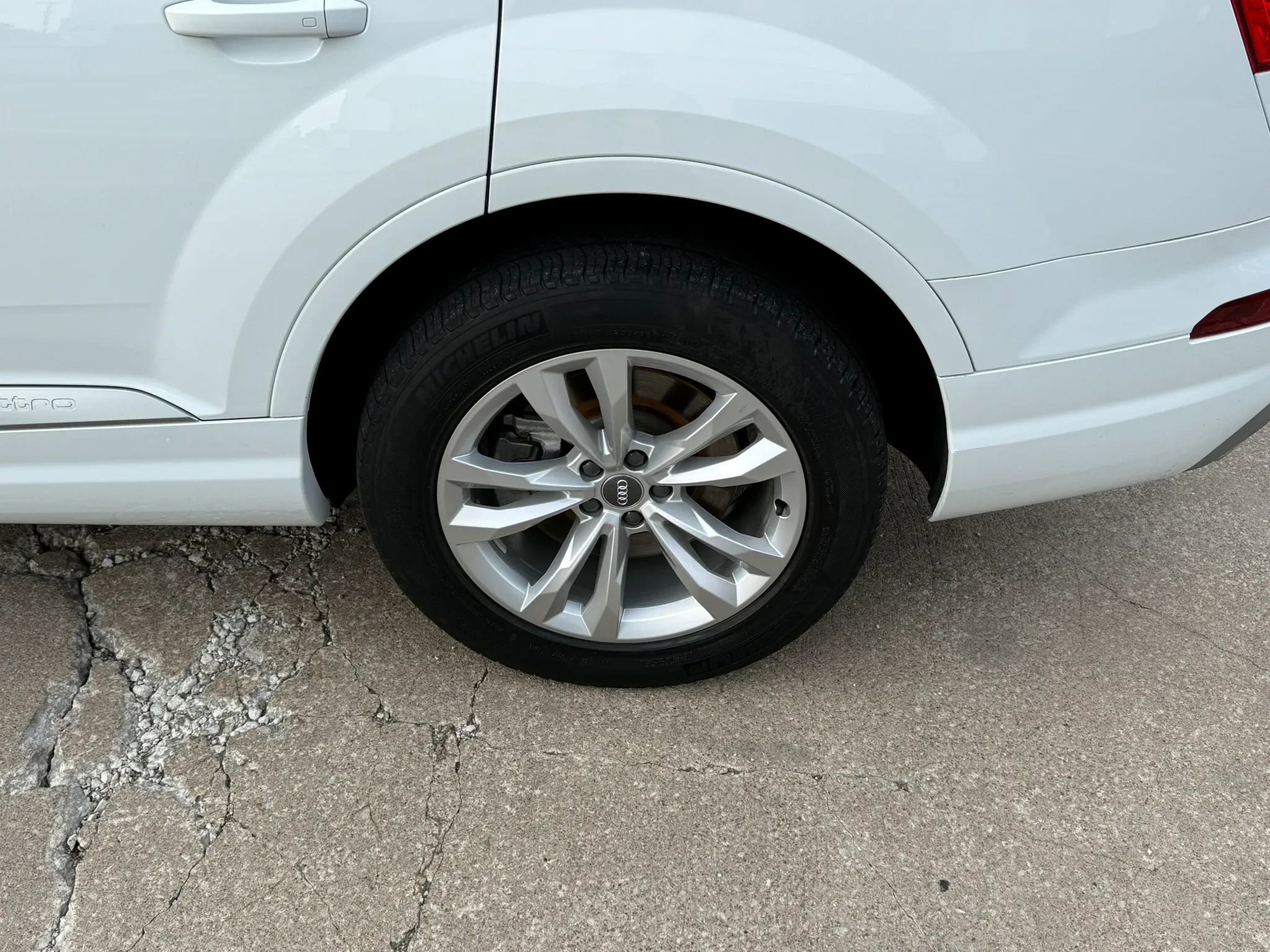 Used 2018 Audi Q7 3.0T Premium Plus image 49