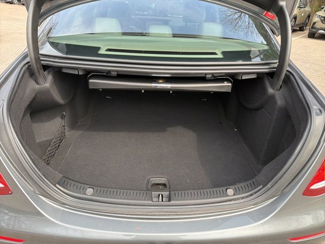 Used 2017 Mercedes-Benz E 300 image 21
