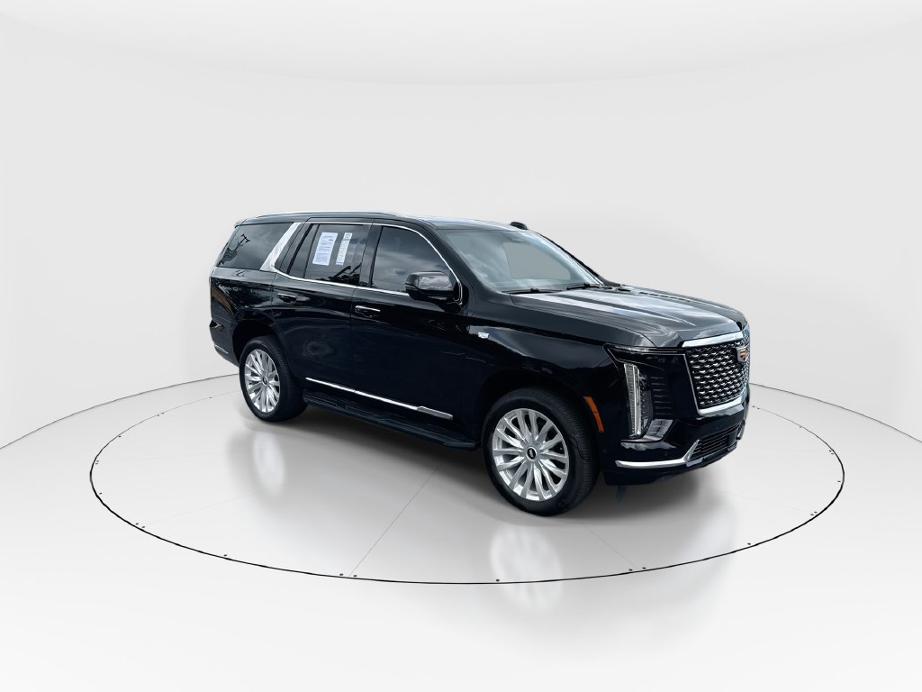 Used 2025 Cadillac Escalade Luxury w/ LPO, Floor Liner Package AWD/4WD image 2