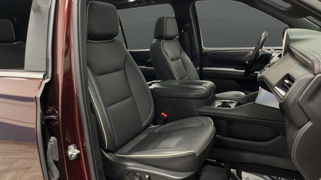 Used 2022 GMC Yukon XL SLT w/ SLT Premium Package AWD/4WD image 25