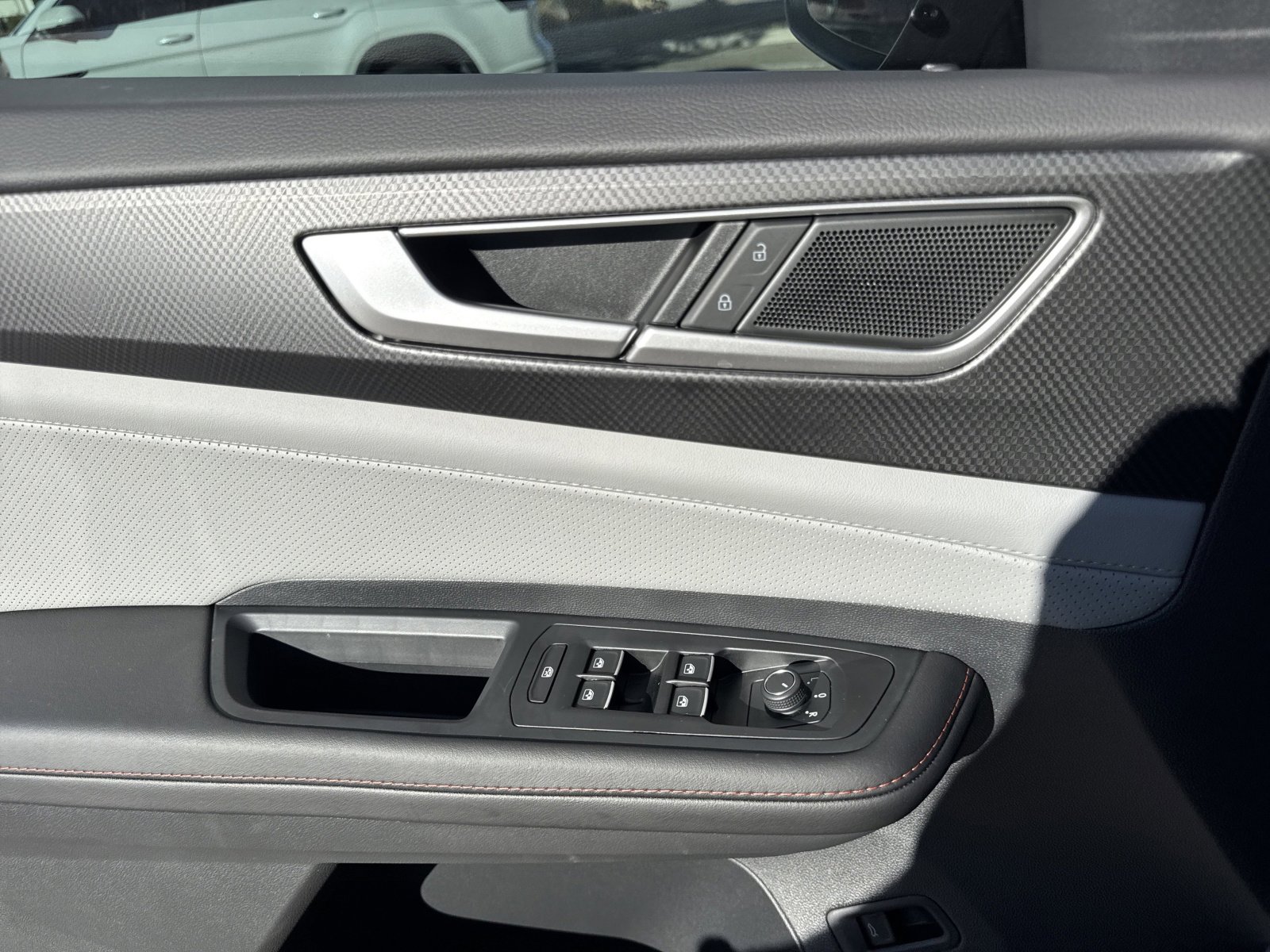 New 2026 Volkswagen Atlas Peak Edition image 12