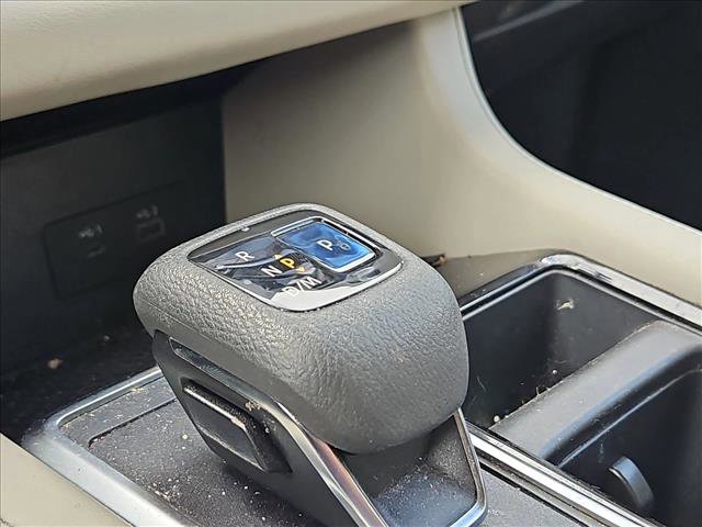 Used 2022 Nissan Pathfinder SL image 8