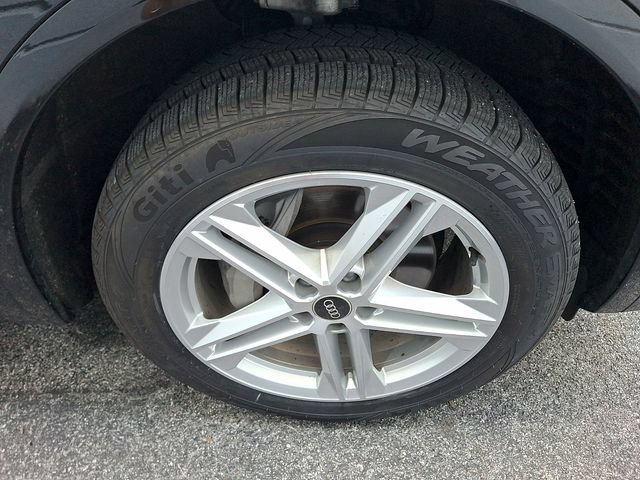 Certified 2024 Audi Q5 e Prestige AWD/4WD image 9