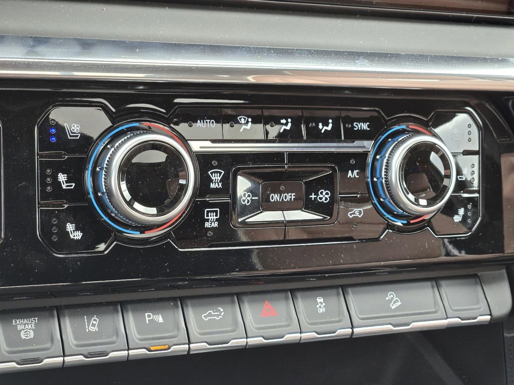 New 2025 GMC Sierra 2500 Denali Ultimate image 33