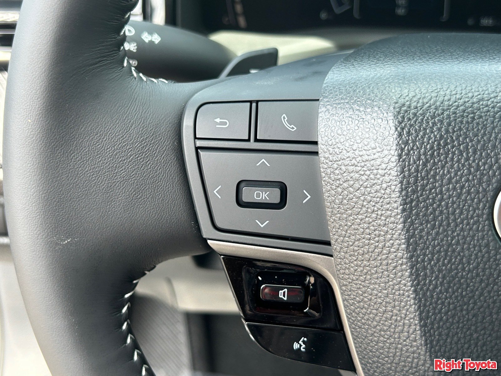 New 2026 Toyota Camry SE w/ Convenience Package FWD image 31