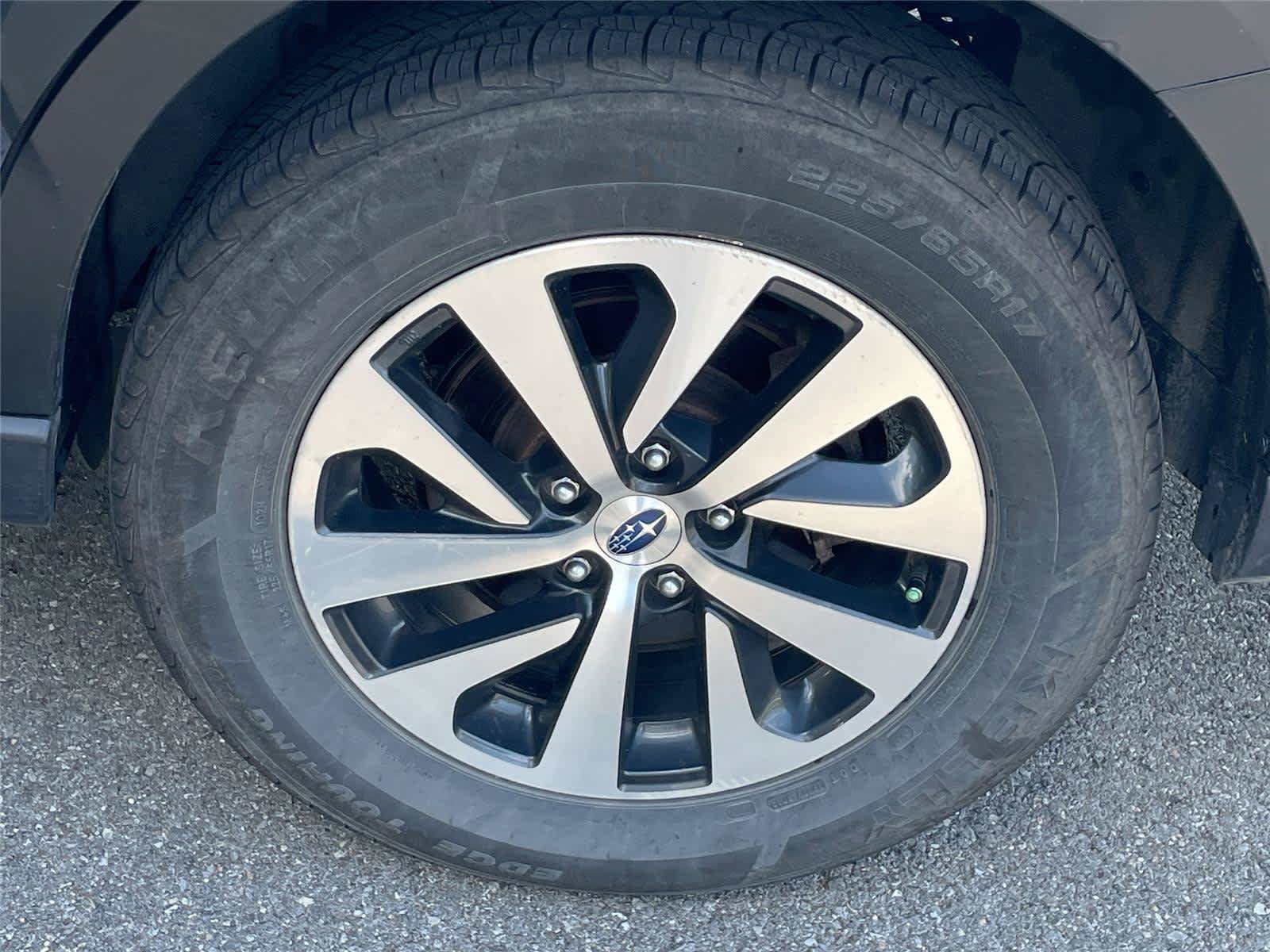 Certified 2024 Subaru Outback Premium w/ Popular Package #1A AWD/4WD image 6