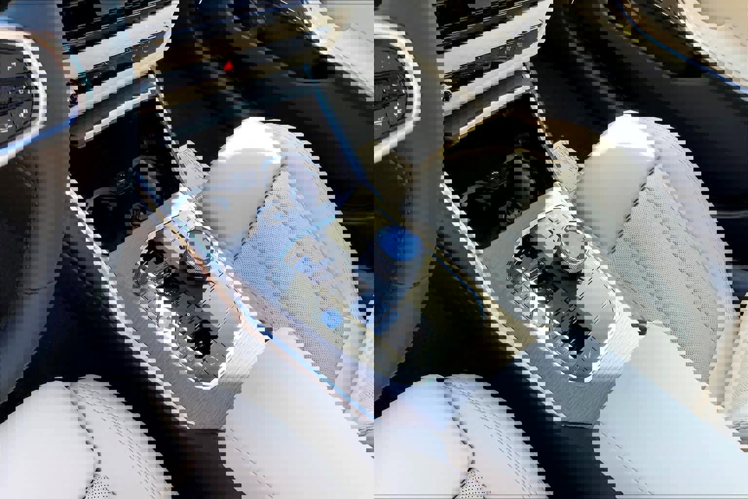 New 2026 BMW 330i xDrive Sedan w/ M Sport Package image 7