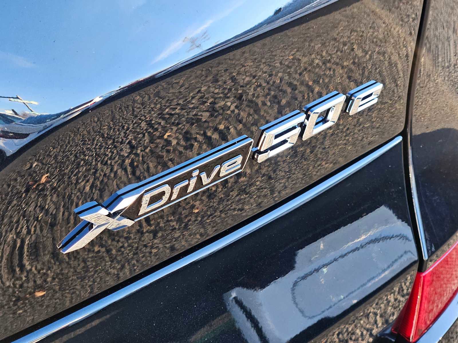 Used 2026 BMW X5 xDrive50e w/ M Sport Package image 17