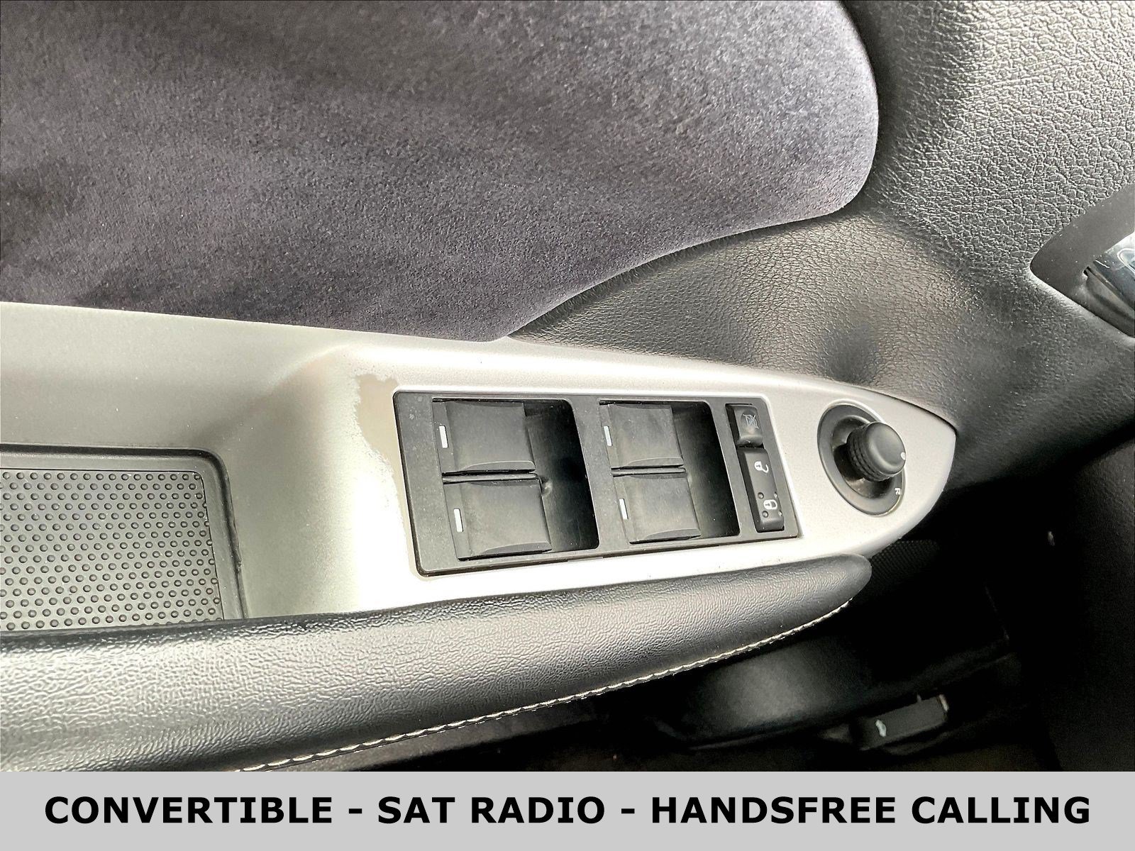Used 2014 Chrysler 200 S FWD image 35