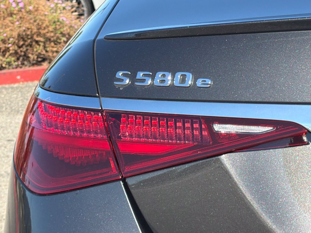 Certified 2024 Mercedes-Benz S 580e 4MATIC Sedan w/ AMG Line image 13