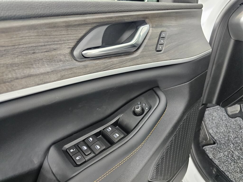 New 2026 Jeep Grand Cherokee Limited AWD/4WD image 20