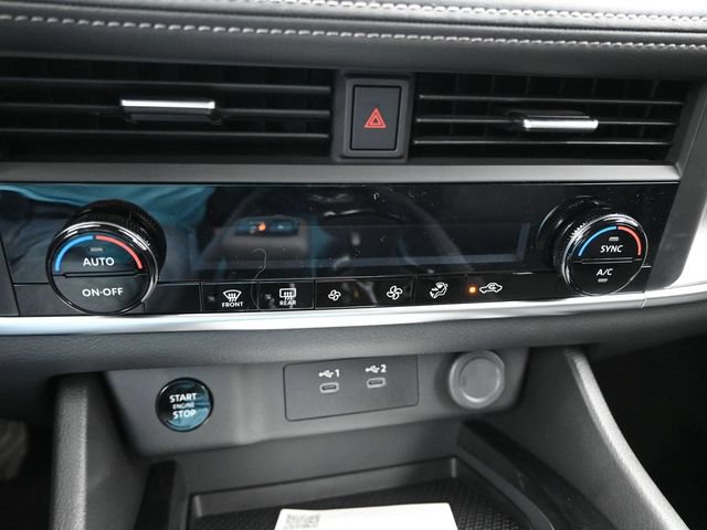 Used 2026 Nissan Rogue SV AWD/4WD image 19