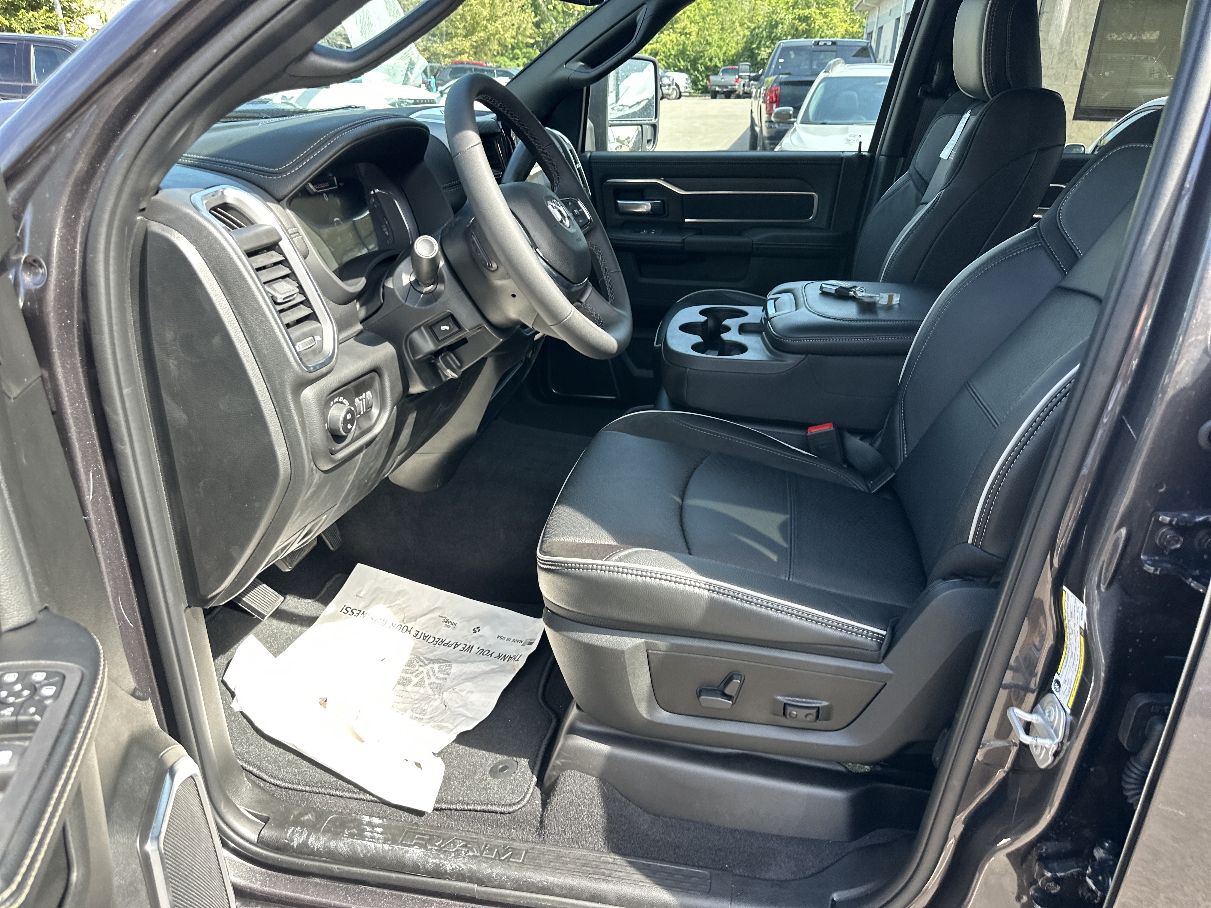 New 2027 RAM 2500 Laramie AWD/4WD image 27