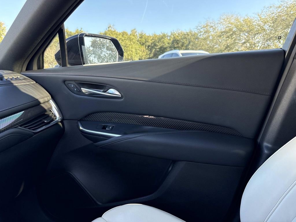 Certified 2023 Cadillac XT4 Sport image 22