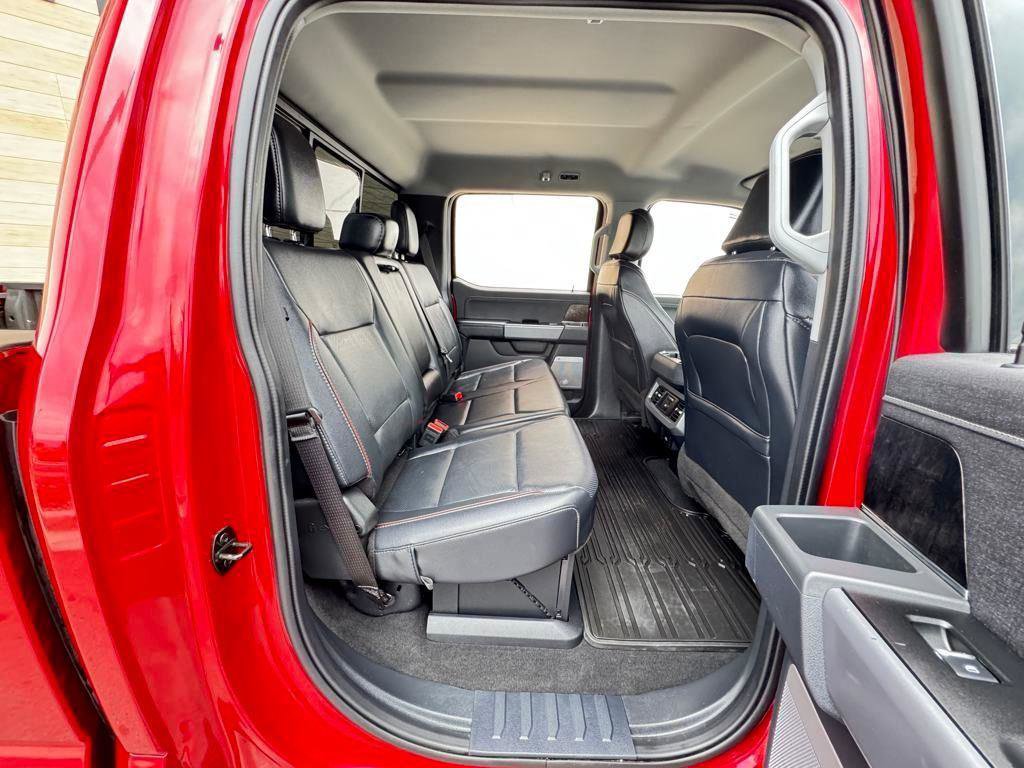 Used 2023 Ford F250 Lariat w/ Sport Appearance Package image 34