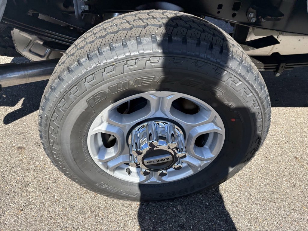 New 2026 Ford F350 XLT w/ 360-Degree Camera Package image 17