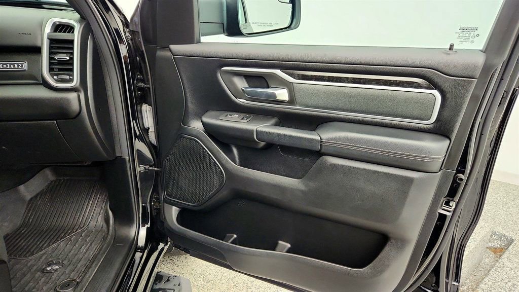 Used 2021 RAM 1500 Big Horn AWD/4WD image 25