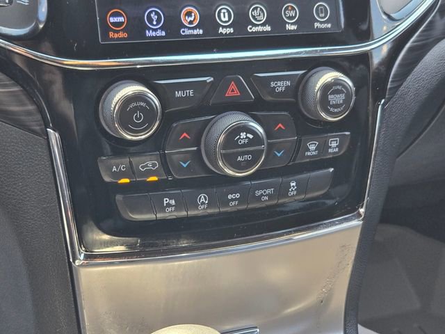 Used 2019 Jeep Grand Cherokee Altitude AWD/4WD image 25
