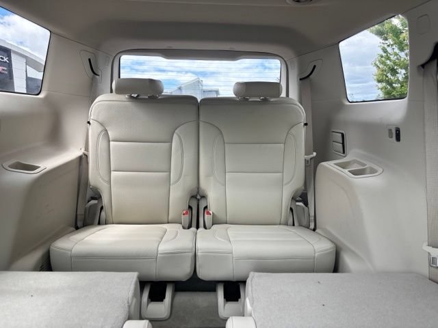 Used 2021 GMC Acadia Denali w/ Denali Ultimate Package AWD/4WD image 12