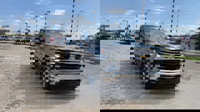 Used 2023 Chevrolet Silverado 1500 LT w/ Max Trailering Package image 3