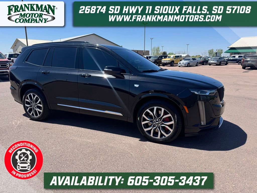 Used 2024 Cadillac XT6 Sport w/ LPO, Floor Liner Package
