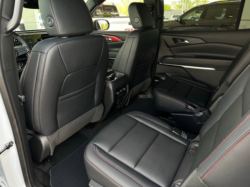 New 2026 Chevrolet Traverse Z71 w/ Enhanced Driving Package AWD/4WD image 15