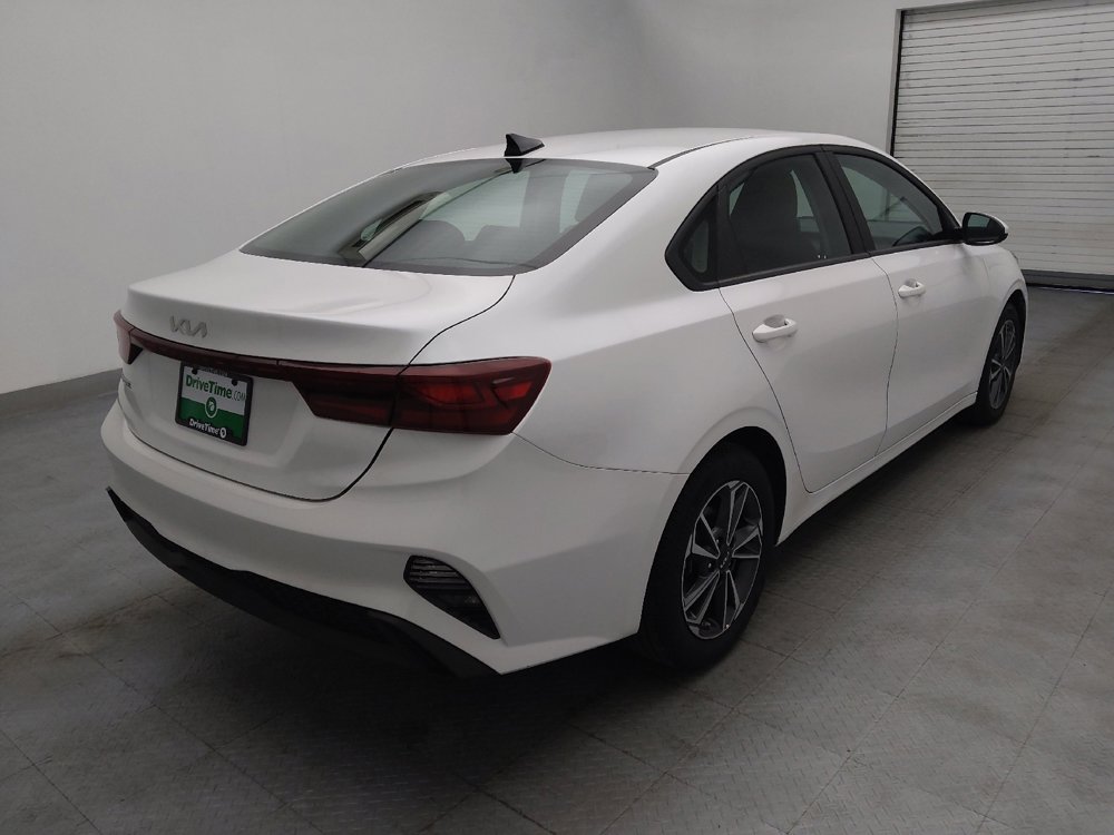 Used 2024 Kia Forte LXS image 9