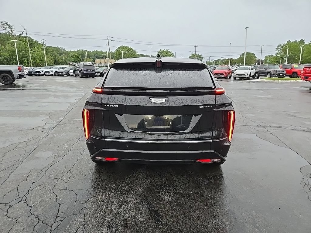 Used 2024 Cadillac Lyriq Tech w/ LPO, Floor Liner Package AWD/4WD image 5