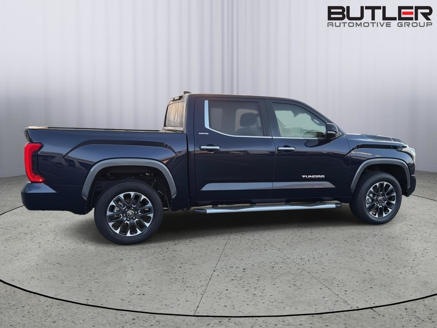 Used 2023 Toyota Tundra Limited w/ Power Package AWD/4WD image 7