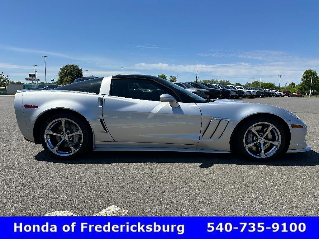 Used 2011 Chevrolet Corvette Grand Sport w/ Preferred Equipment Group RWD image 9