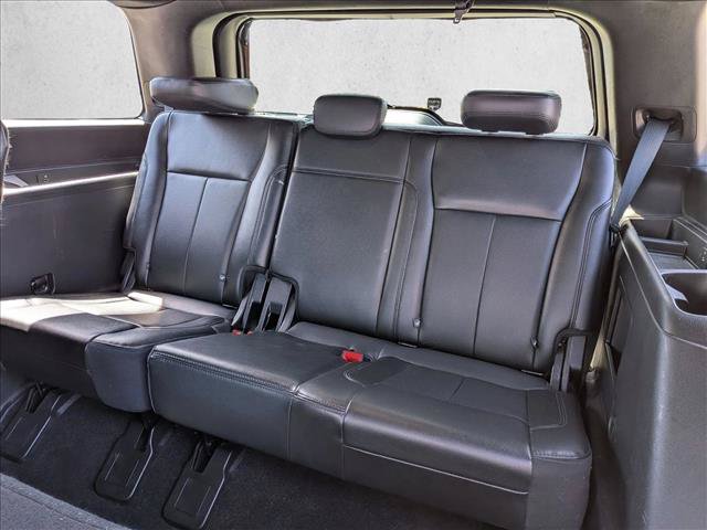 Used 2020 Ford Expedition XLT w/ Equipment Group 202A AWD/4WD image 20