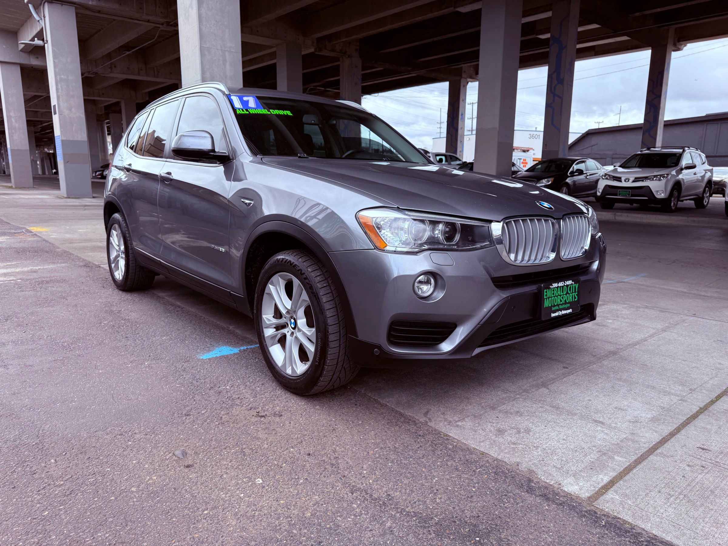 Used 2017 BMW X3 xDrive35i AWD/4WD image 3