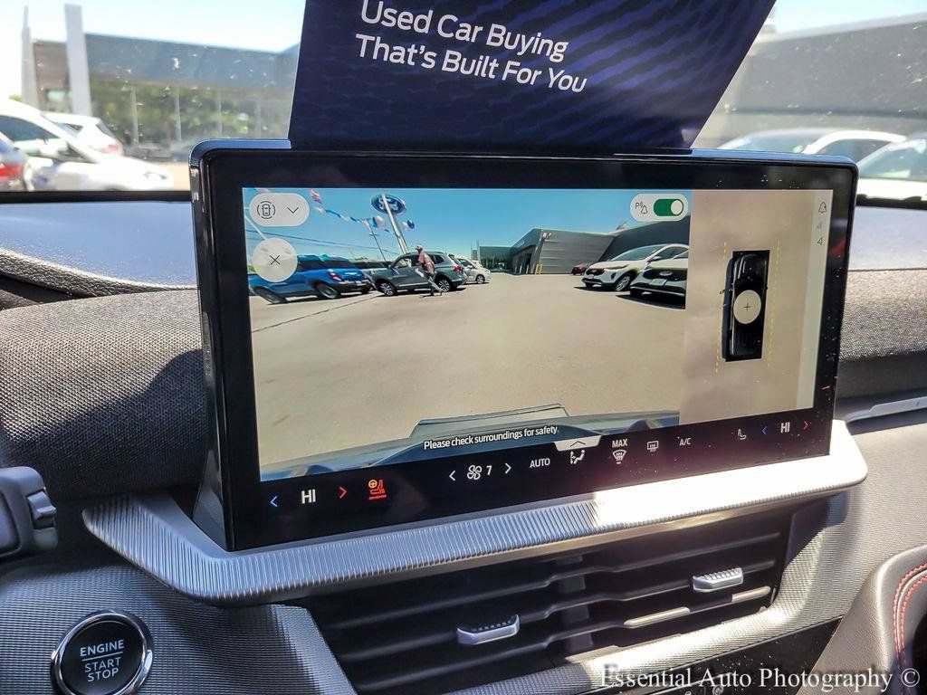 Certified 2025 Ford Explorer ST AWD/4WD image 18