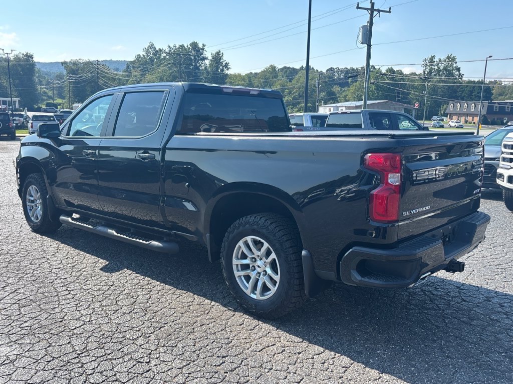 Used 2021 Chevrolet Silverado 1500 RST w/ Z71 Off-Road Package AWD/4WD image 5