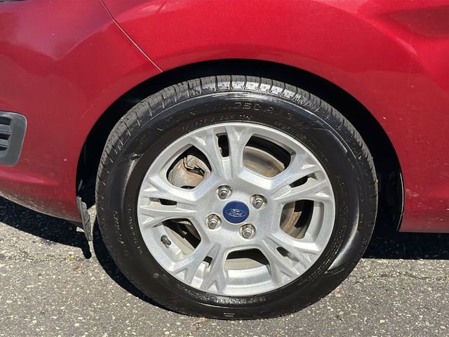 Used 2016 Ford Fiesta SE image 12