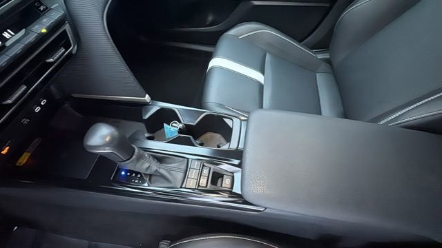 Used 2025 Toyota Camry SE image 23