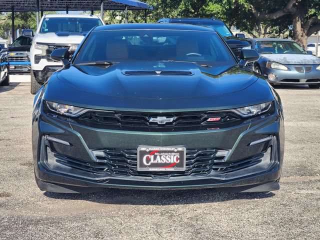 Used 2020 Chevrolet Camaro SS RWD image 2