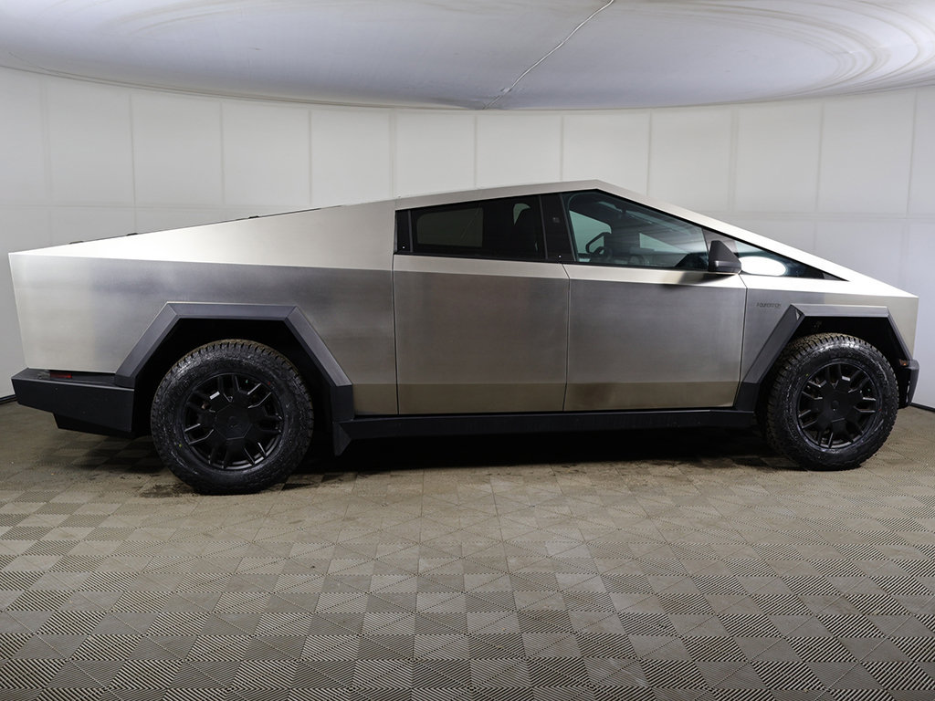 Used 2024 Tesla Cybertruck AWD Crew Cab image 15
