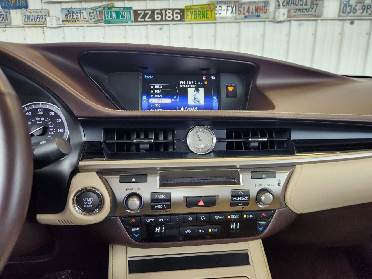 Used 2016 Lexus ES 350 image 8