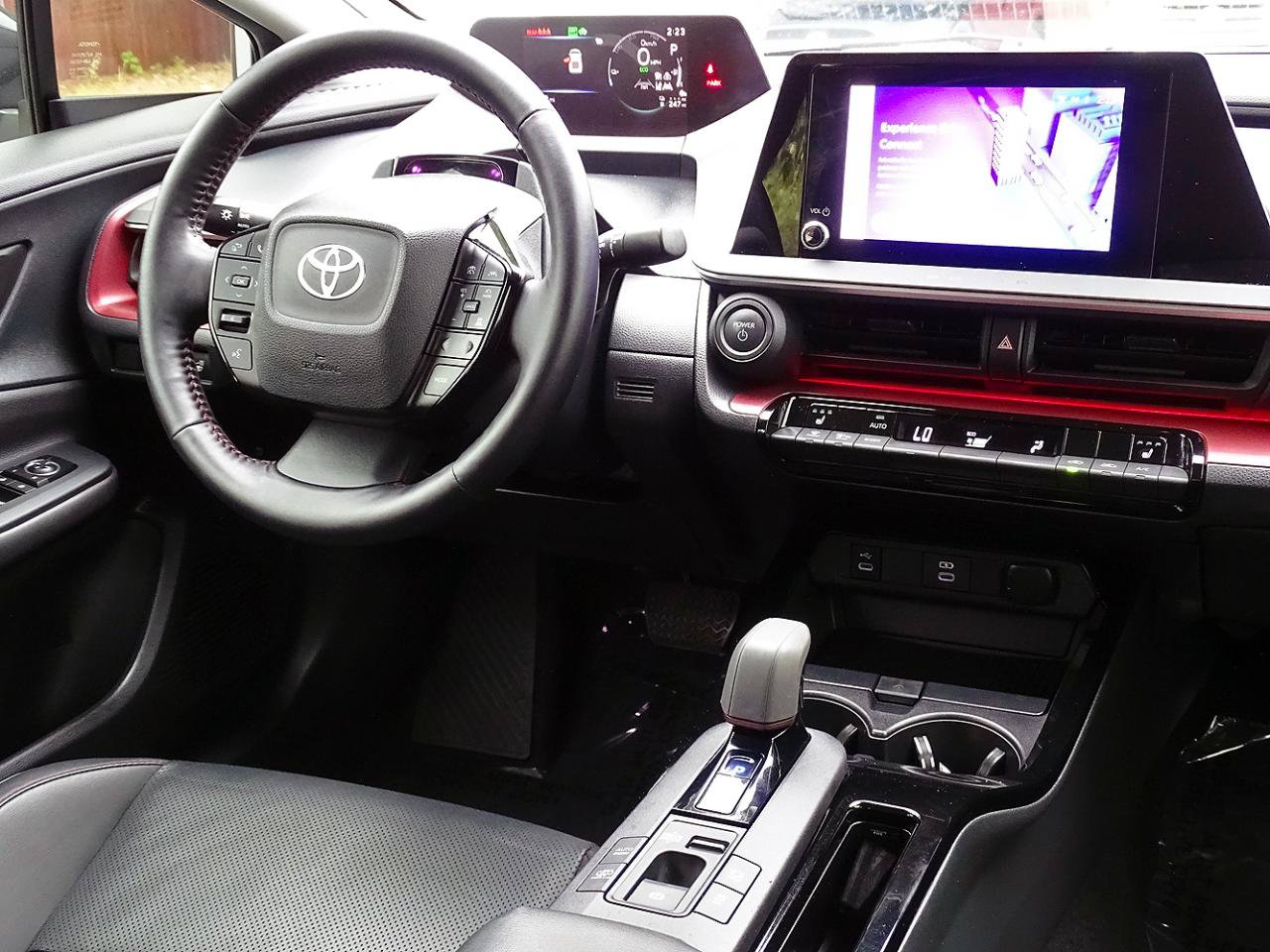 Used 2023 Toyota Prius Prime FWD image 38