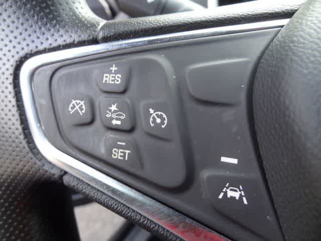 Used 2023 Chevrolet Malibu LT FWD image 16