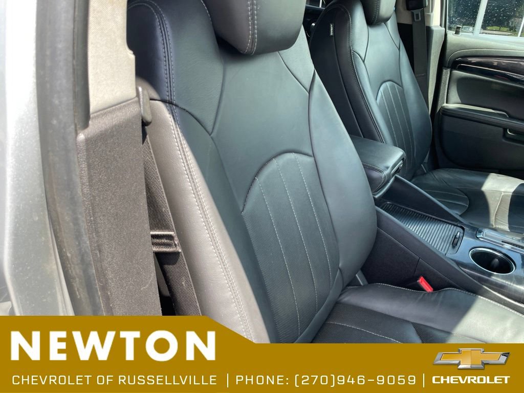 Used 2017 Buick Enclave Leather FWD image 20