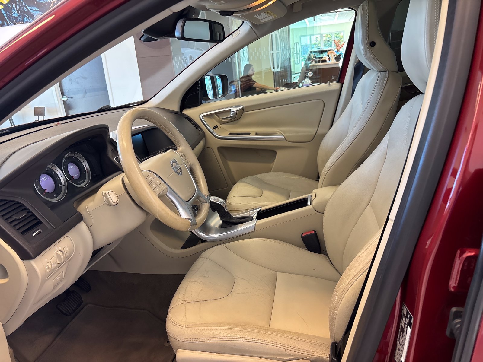 Used 2013 Volvo XC60 3.2 FWD image 12