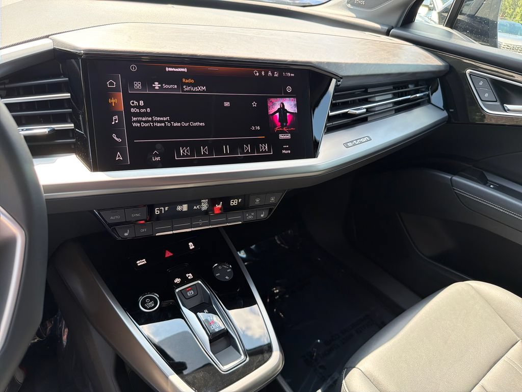 Used 2023 Audi Q4 e-tron Premium Plus RWD image 29