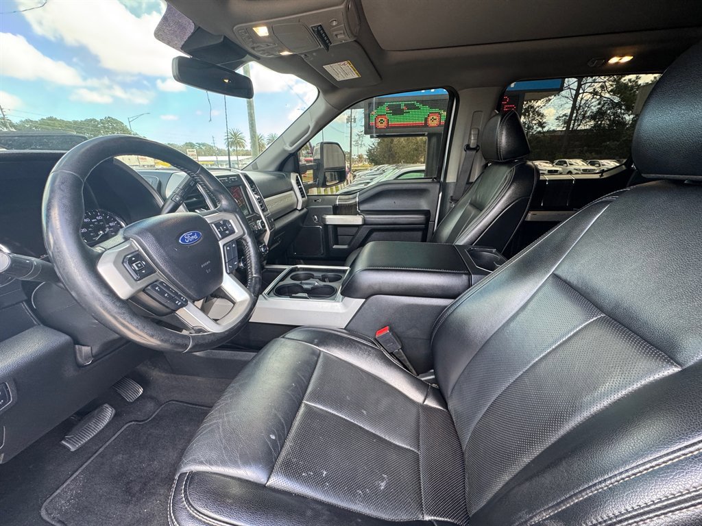 Used 2021 Ford F350 Lariat w/ Lariat Ultimate Package AWD/4WD image 9